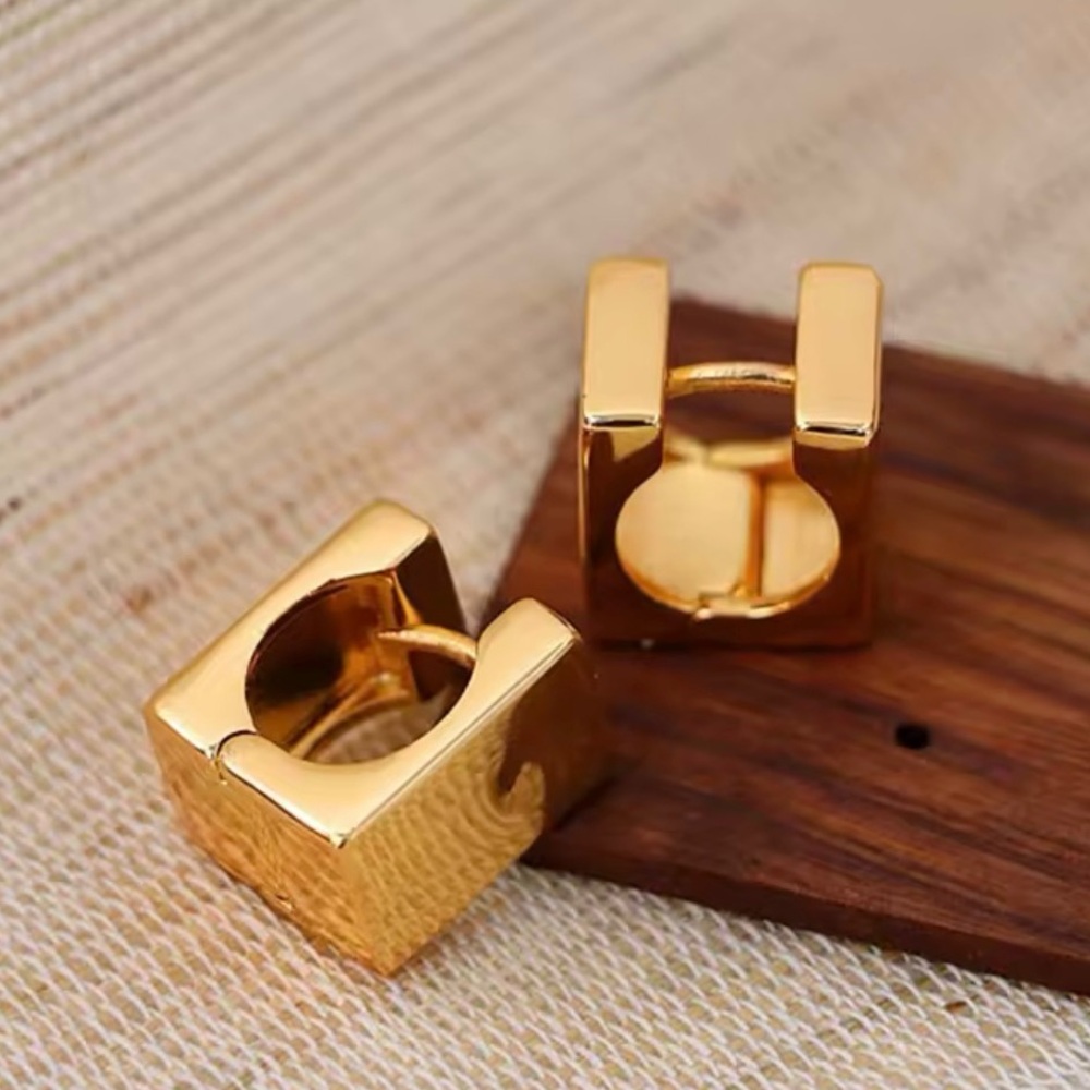 Gold Square Huggie Hoop Earrings - Sleek Modern Style
